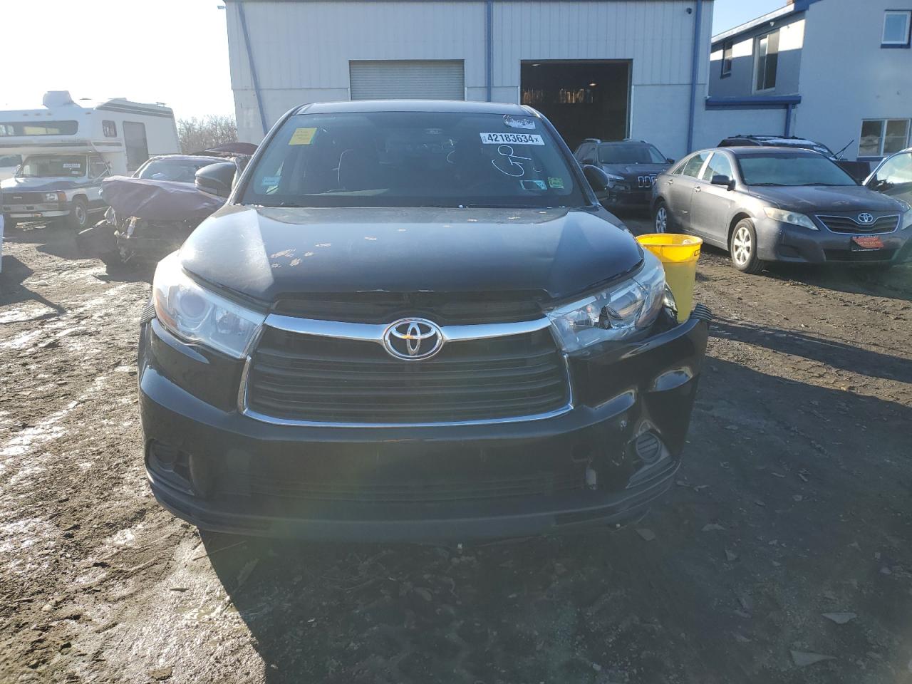 2016 Toyota Highlander Le VIN: 5TDBKRFH2GS310565 Lot: 42183634