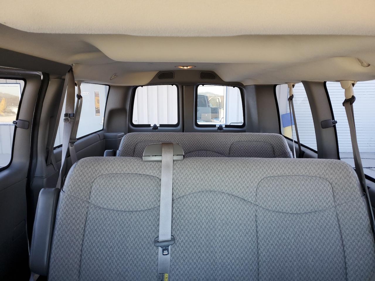 2004 GMC Savana G1500 VIN: 1GKFH15T641245482 Lot: 41996654