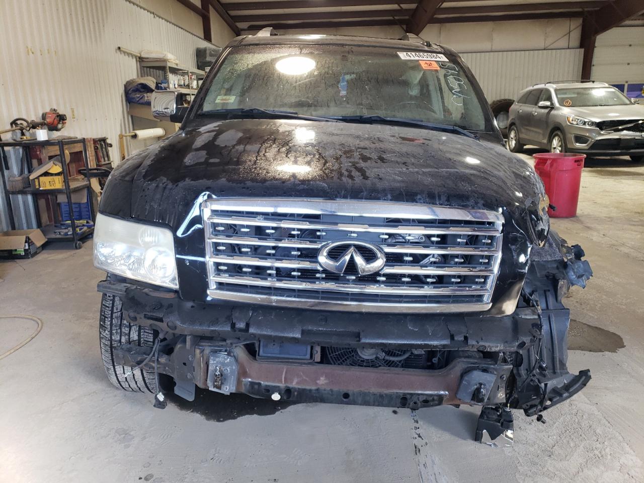 2010 Infiniti QX56 - Image 5