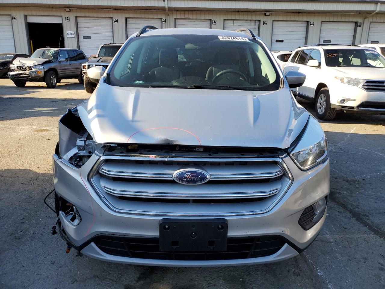 2018 Ford Escape Se VIN: 1FMCU9GD4JUB28889 Lot: 43024614