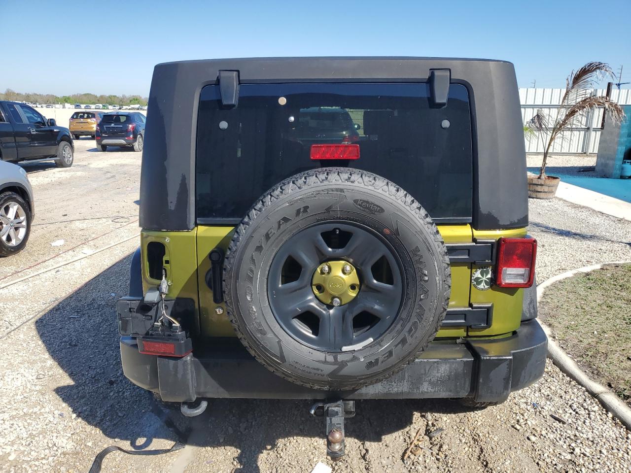 2010 Jeep Wrangler Unlimited Sport VIN: 1J4BB3H13AL213522 Lot: 43753494