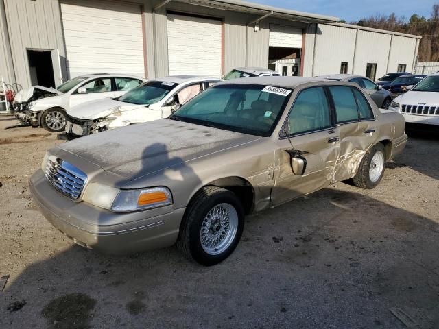 1999 Ford Crown Victoria Lx للبيع في Grenada، MS - Side