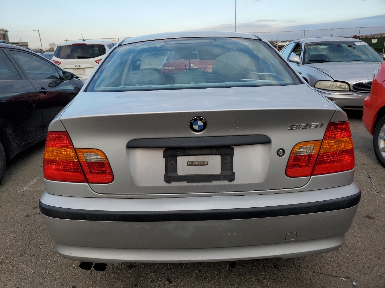 WBAET37423NJ30258 2003 BMW 325 I