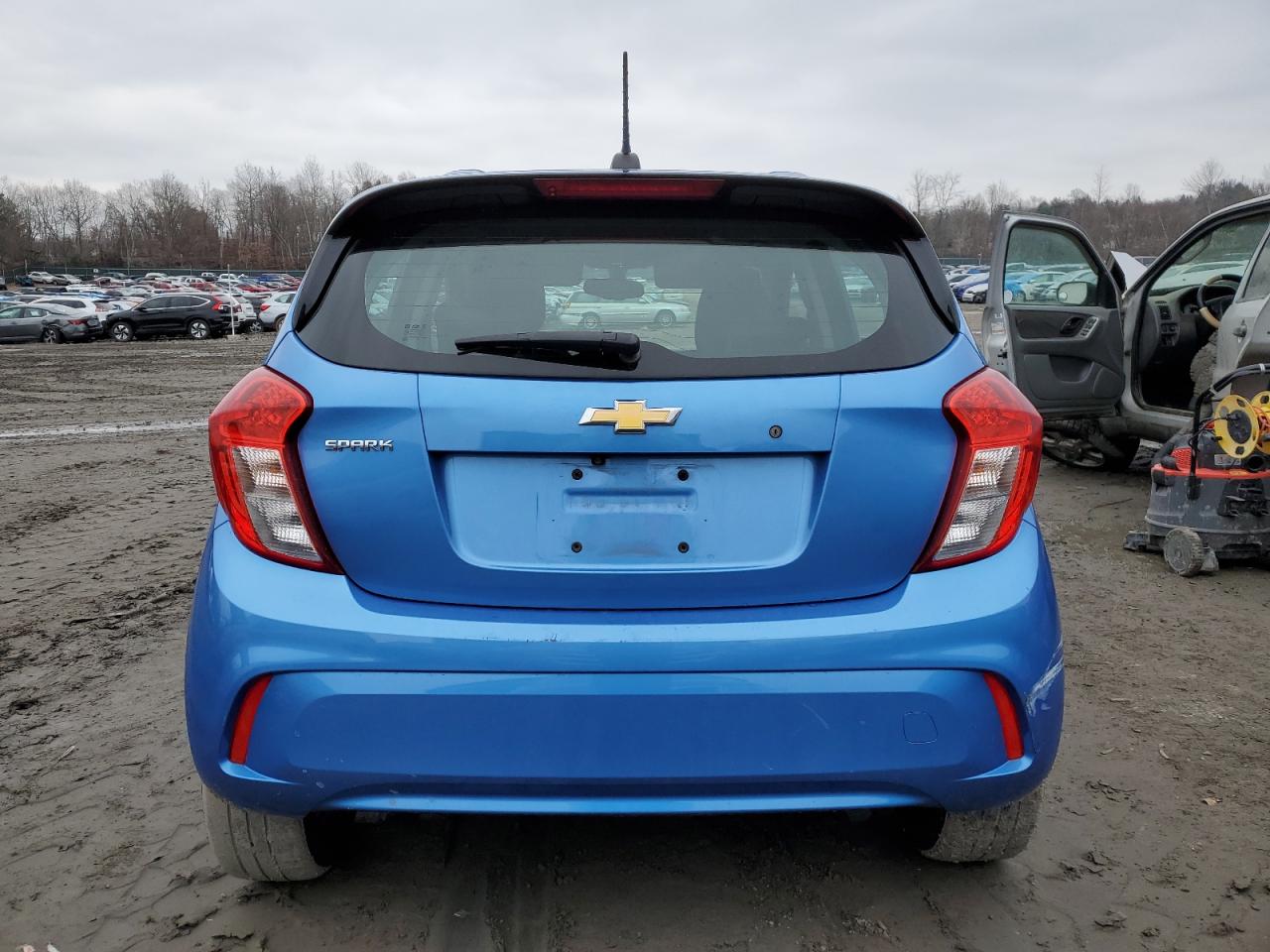 2017 Chevrolet Spark Ls VIN: KL8CA6SA3HC721290 Lot: 54197574