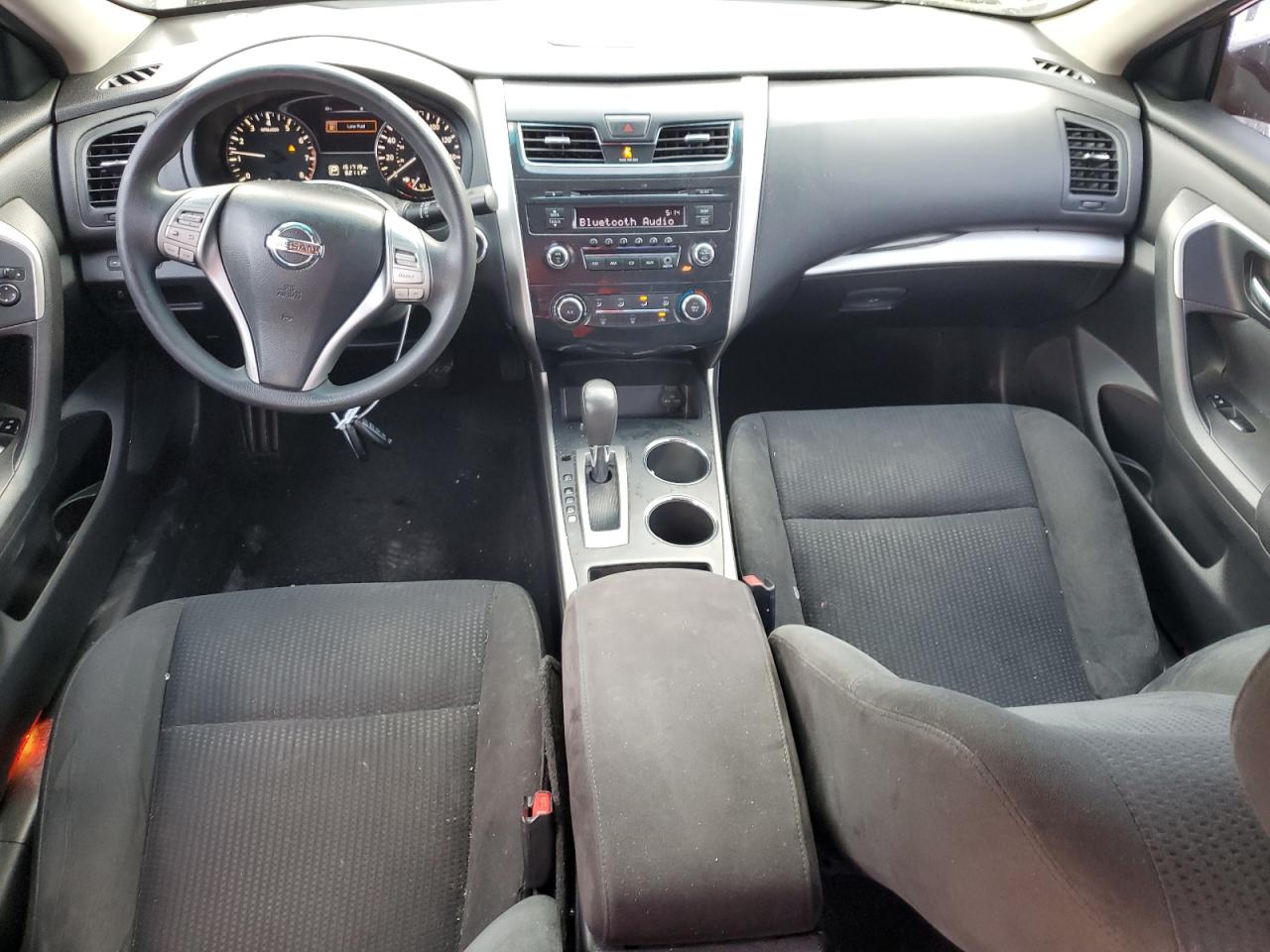 2015 Nissan Altima - Image 8