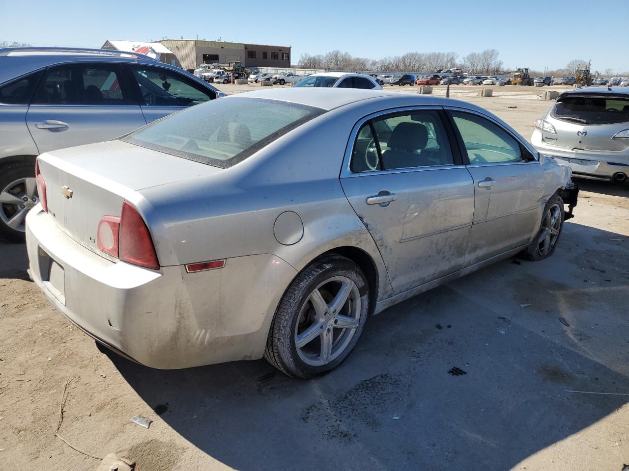 2009 Chevrolet Malibu - Image 3