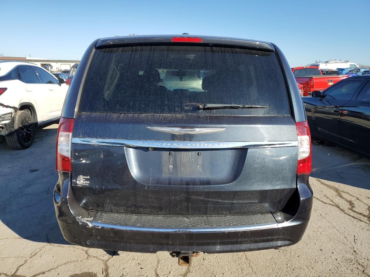 2014 Chrysler Town & Country Touring L VIN: 2C4RC1CG7ER133669 Lot: 41326674