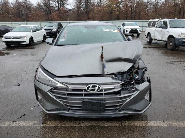  HYUNDAI ELANTRA 2019 Сірий