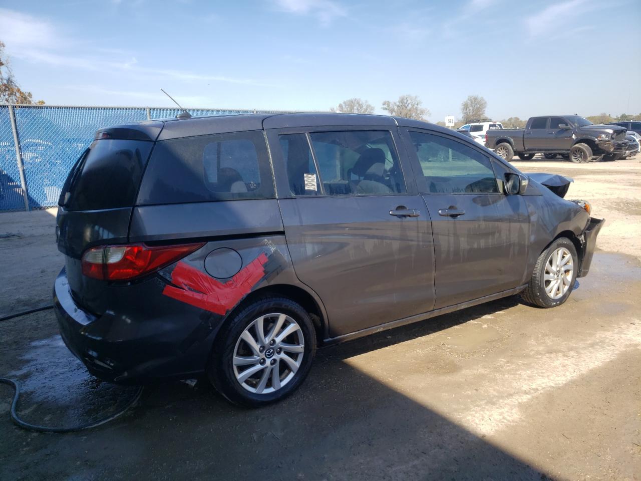 VIN JM1CW2BL4D0158331 2013 MAZDA 5 no.3