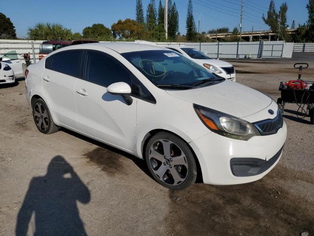 Sedans KIA RIO 2014 Biały