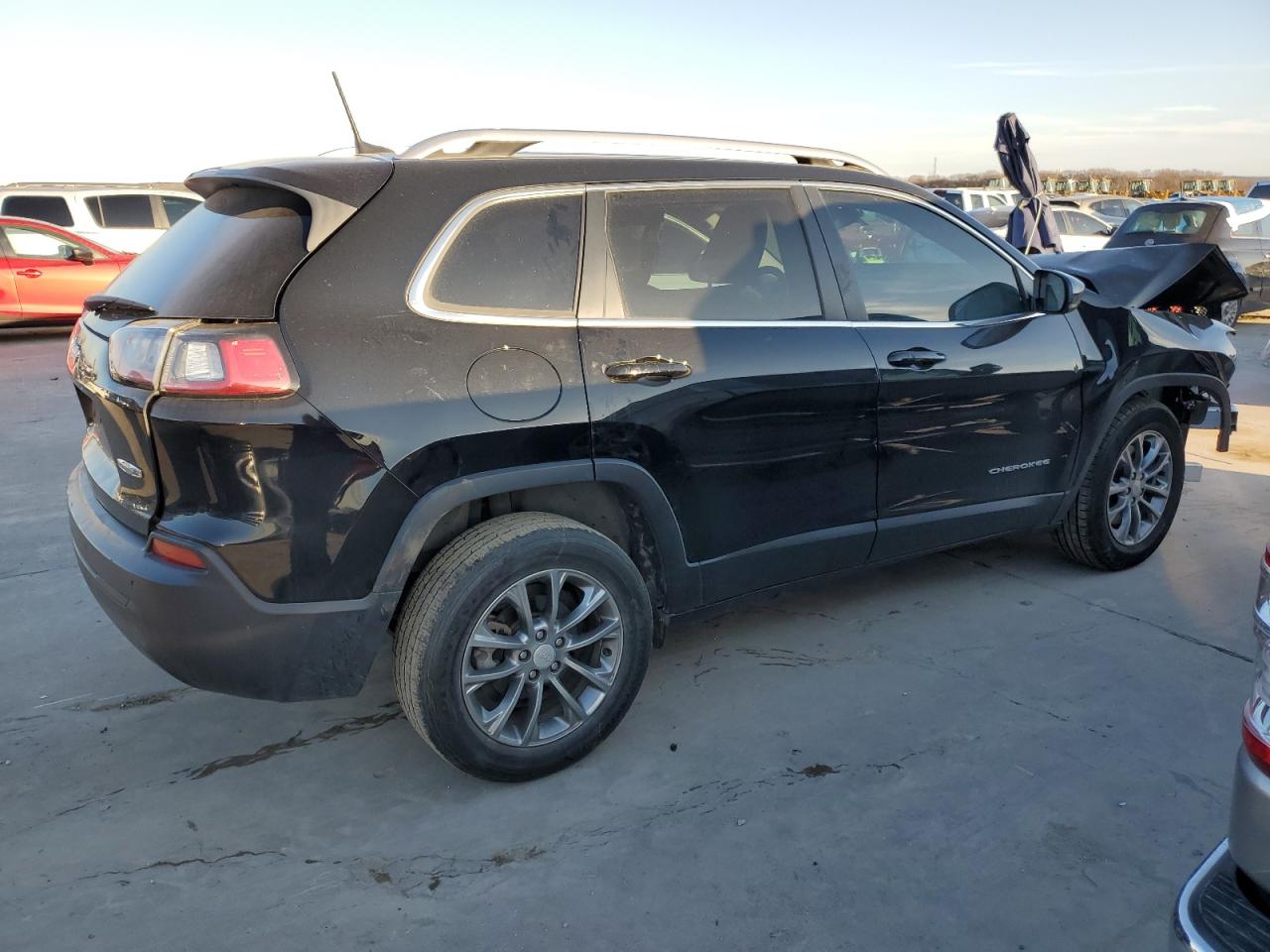 1C4PJLLB0MD113097 2021 Jeep Cherokee Latitude Plus