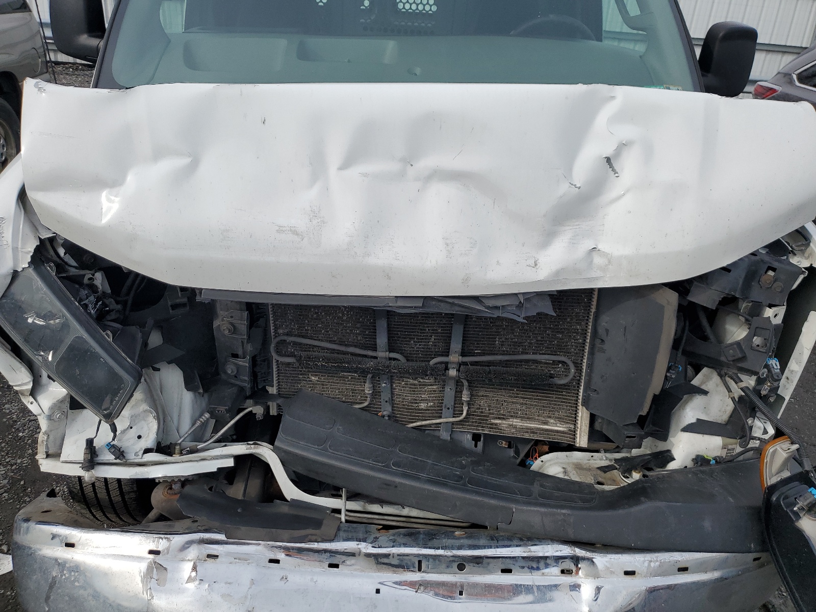 1GTW7AFGXJ1211895 2018 GMC Savana G2500