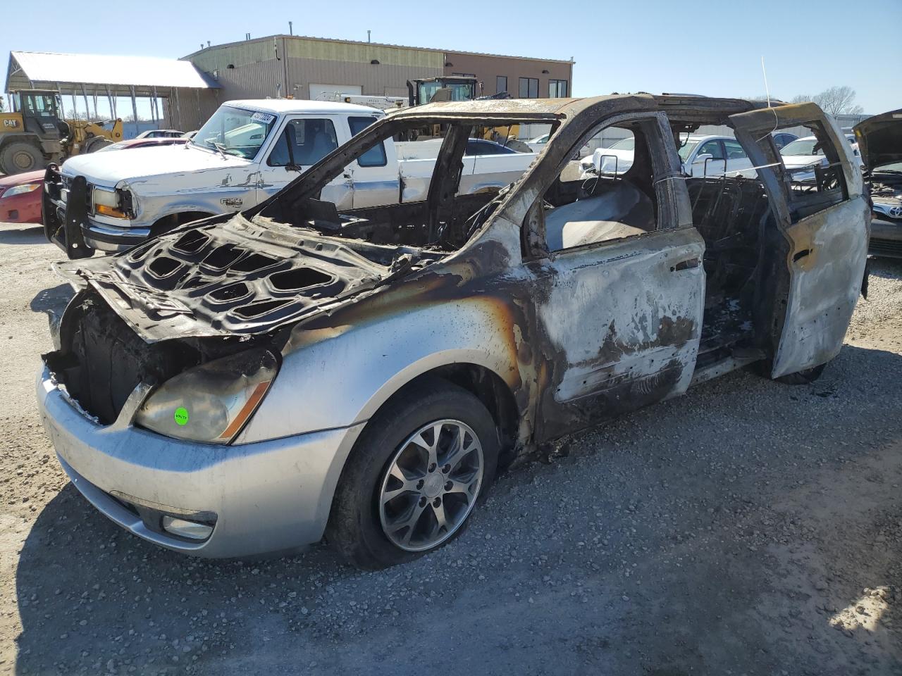 2014 Kia Sedona Ex للبيع في Kansas City، KS - Burn