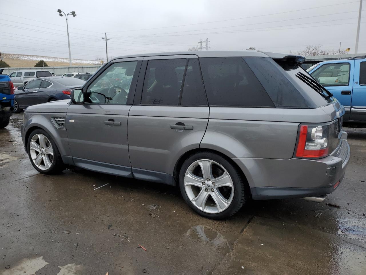 2011 Land Rover Range Rover Sport Sc VIN: SALSH2E41BA275097 Lot: 42413504