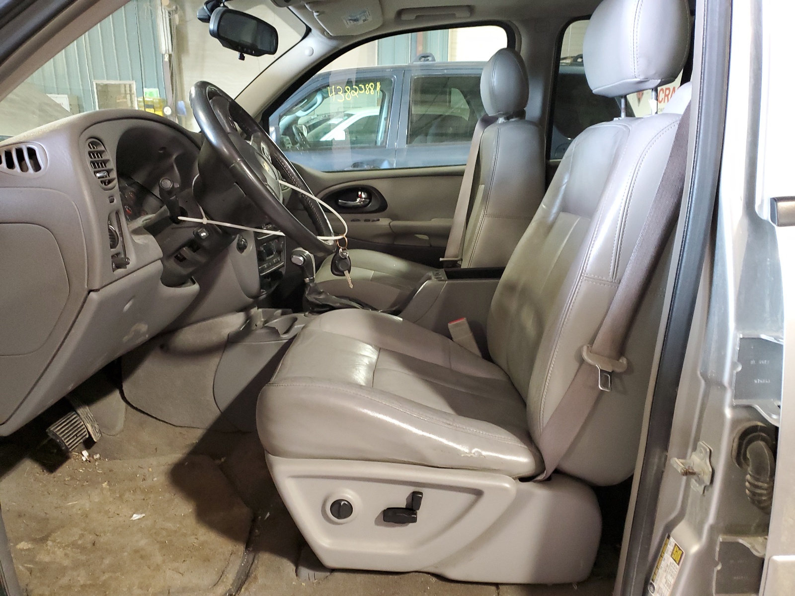 1GNDT13S752359263 2006 Chevrolet Trailblazer Ls