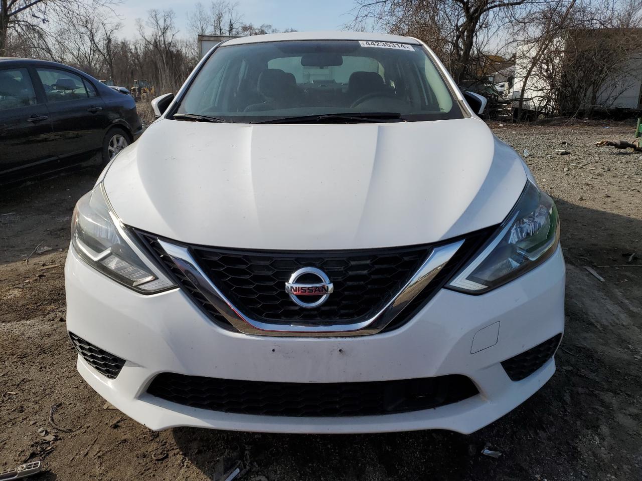 2019 Nissan Sentra - Image 5