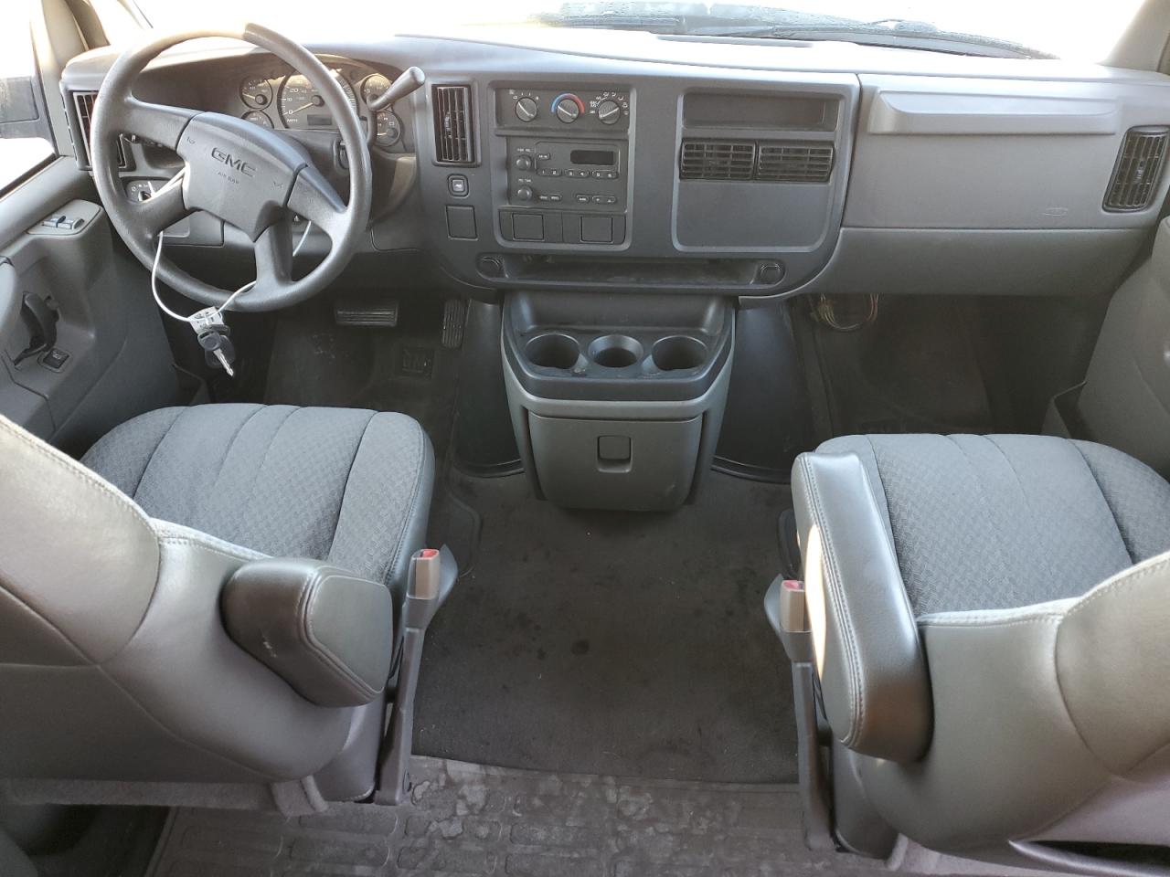 2004 GMC Savana G1500 VIN: 1GKFH15T641245482 Lot: 41996654