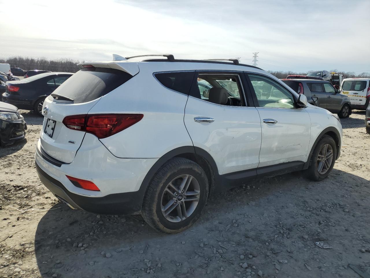 2017 Hyundai Santa Fe Sport VIN: 5NMZUDLB2HH024389 Lot: 41932464