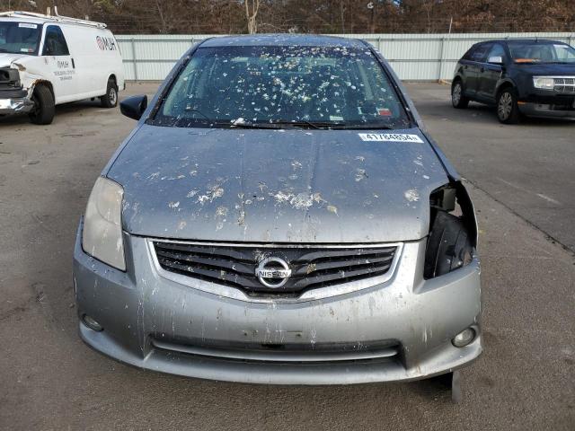 Седаны NISSAN SENTRA 2012 Серебристый
