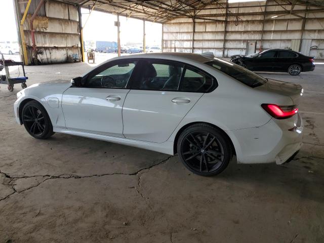  BMW 3 SERIES 2021 Белый