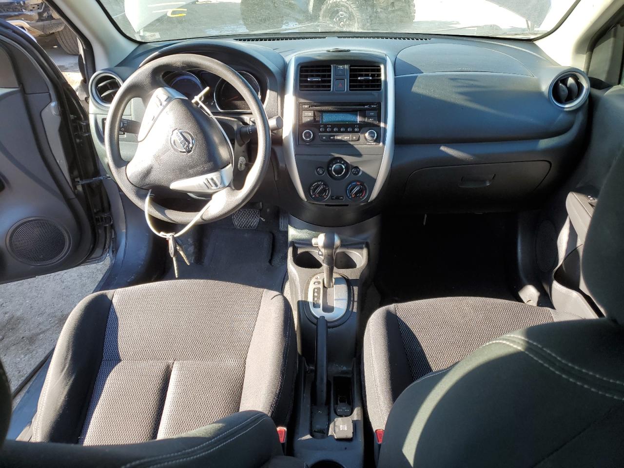 2016 Nissan Versa S VIN: 3N1CN7AP4GL840303 Lot: 41422584