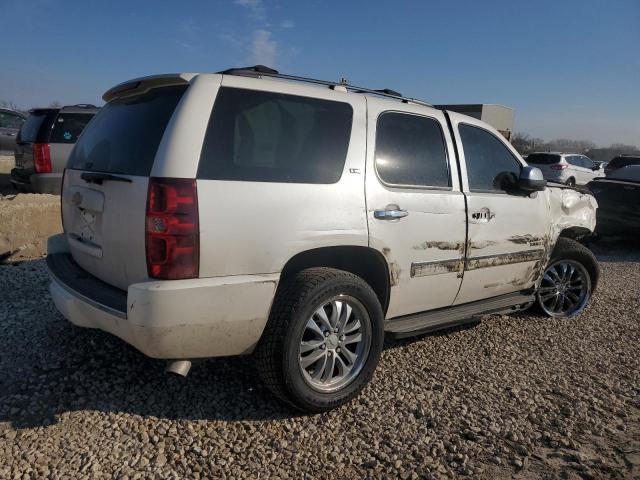Паркетники CHEVROLET TAHOE 2013 Білий