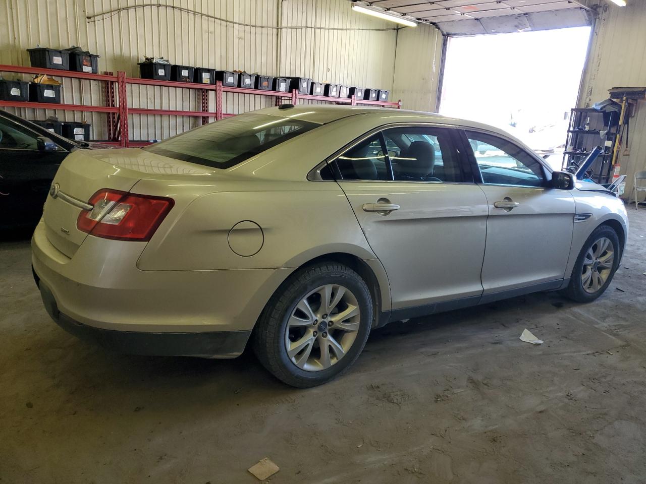 2011 Ford Taurus Sel VIN: 1FAHP2EW0BG108979 Lot: 44191084