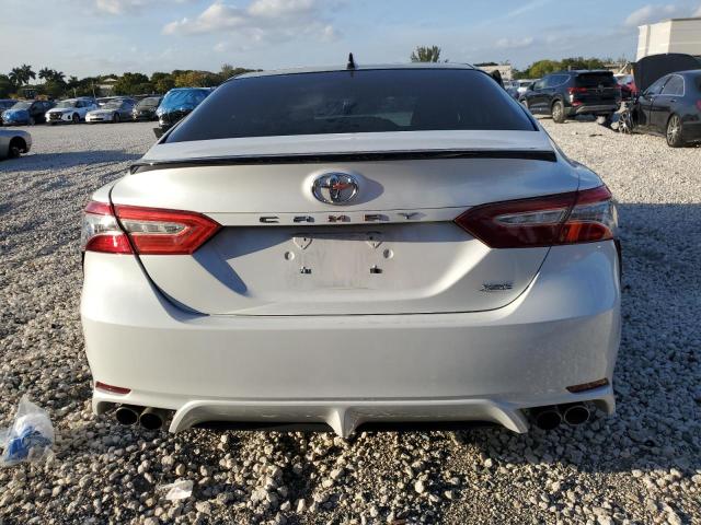  TOYOTA CAMRY 2019 Белый