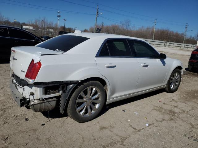  CHRYSLER 300 2017 Білий