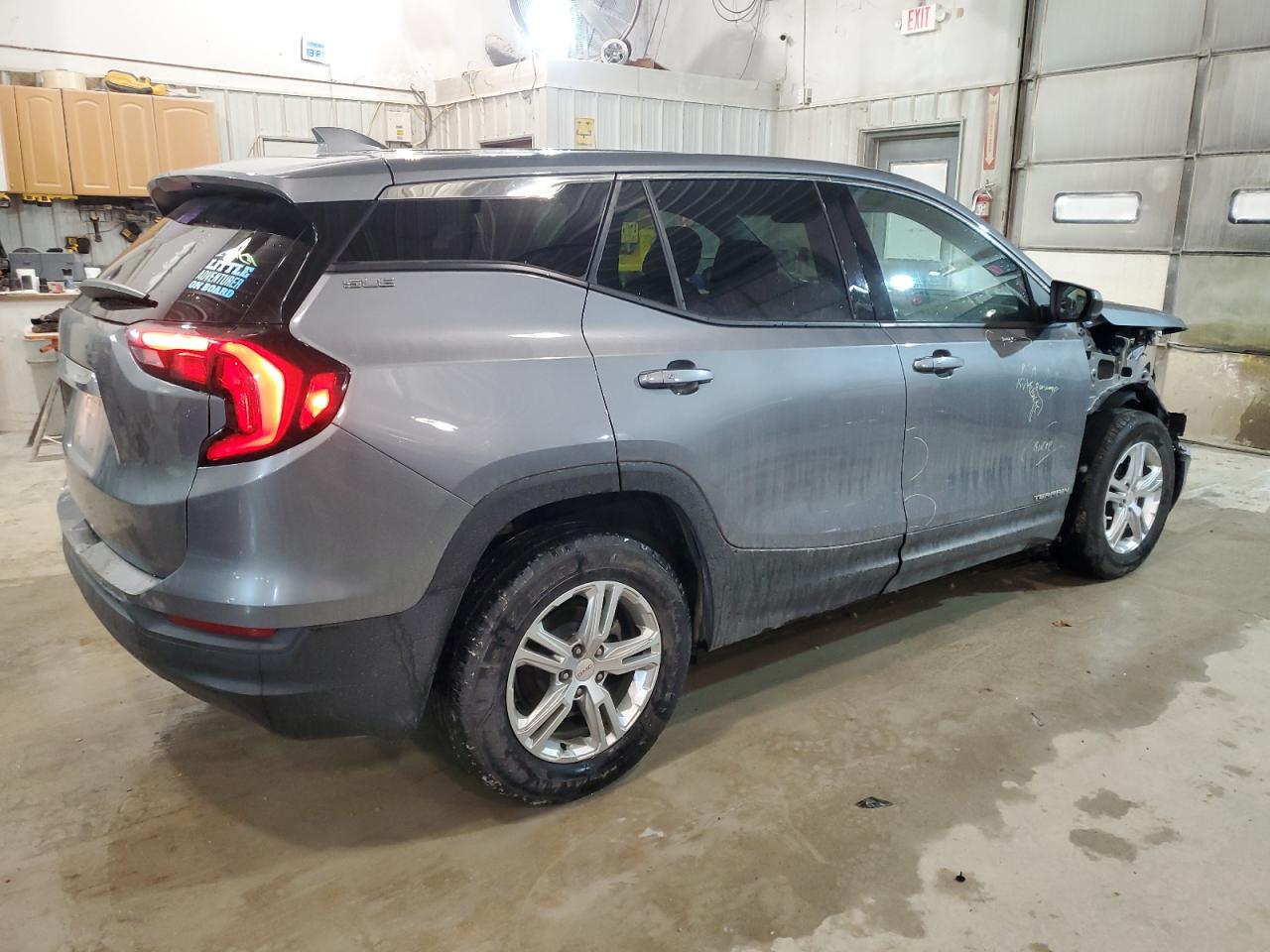 3GKALMEV2JL402943 2018 GMC Terrain Sle