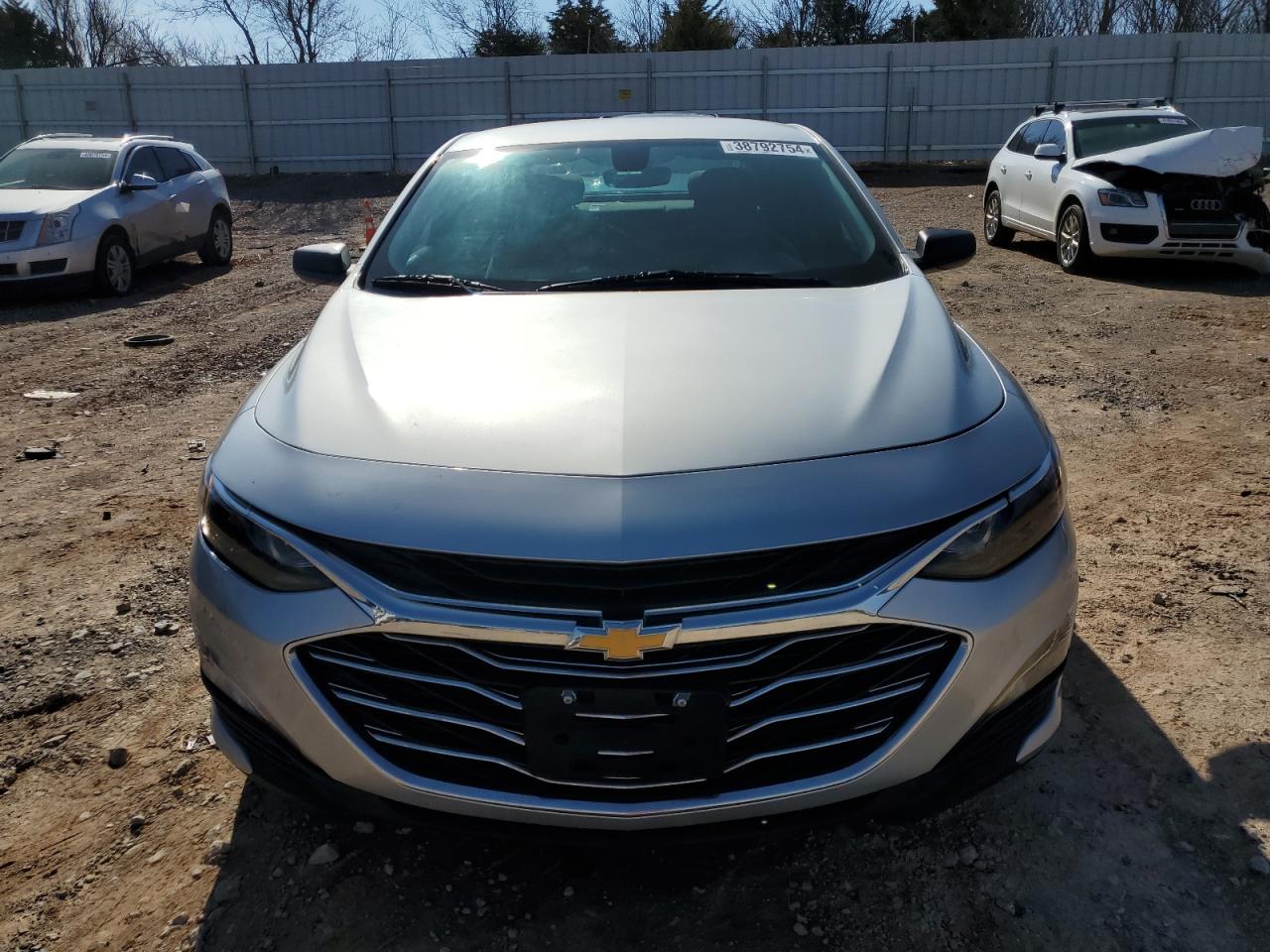 2019 Chevrolet Malibu Lt VIN: 1G1ZD5ST4KF107772 Lot: 38792754