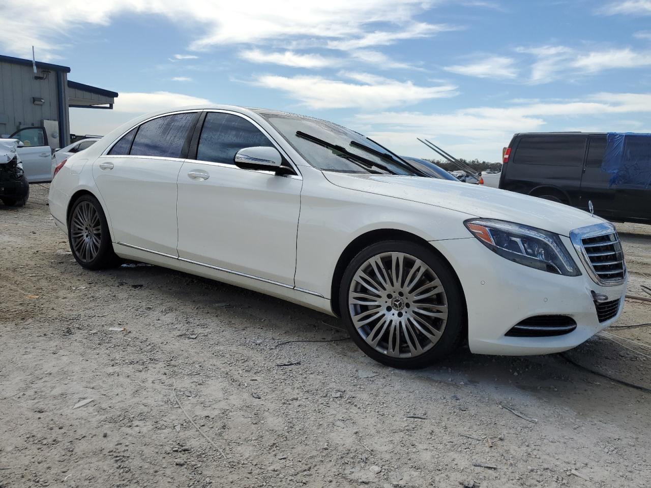 WDDUG8FB8HA331053 2017 Mercedes-Benz S 550 4Matic