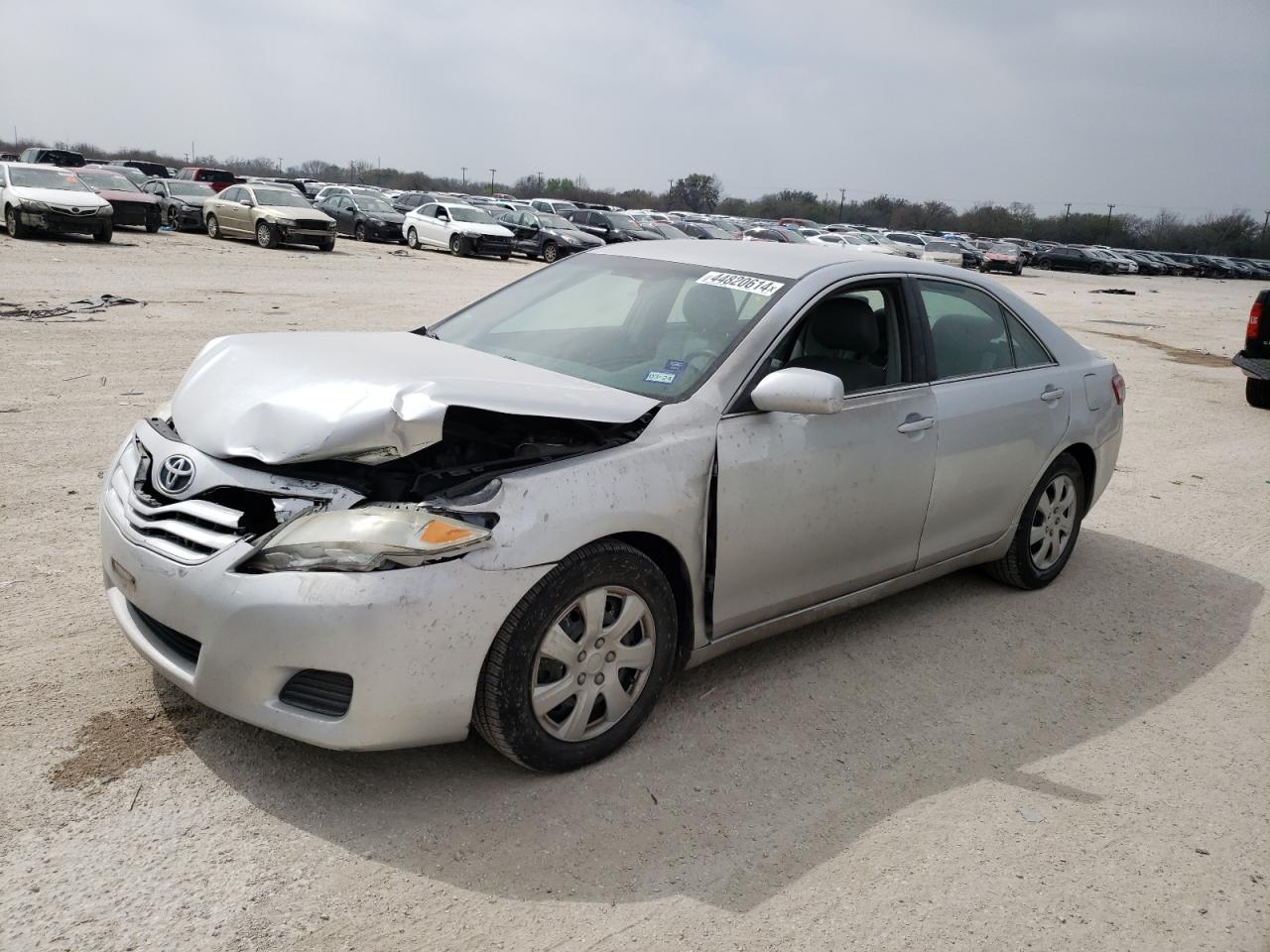 4T1BF3EK1BU126474 2011 Toyota Camry Base