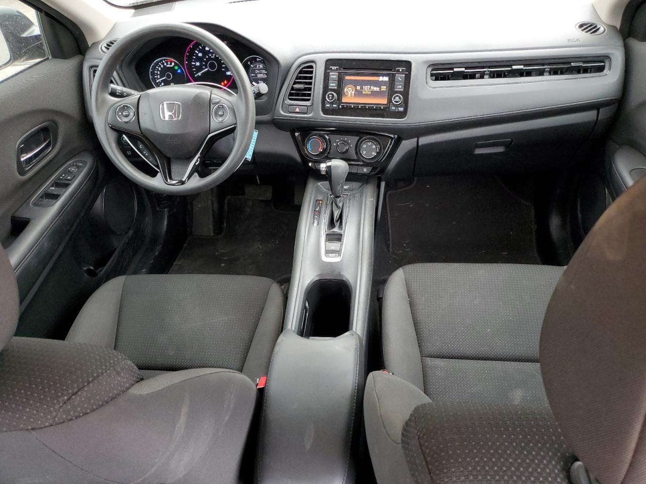 3CZRU5H35KG713976 2019 Honda Hr-V Lx