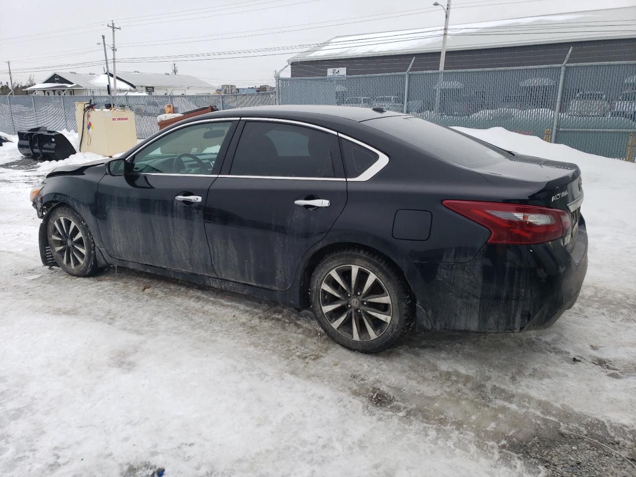 1N4AL3APXJC257679 2018 NISSAN ALTIMA - Image 2