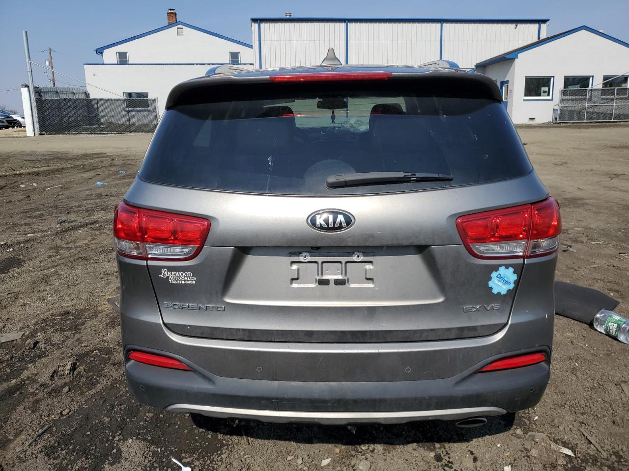 2017 Kia Sorento Ex VIN: 5XYPHDA54HG323191 Lot: 44748664