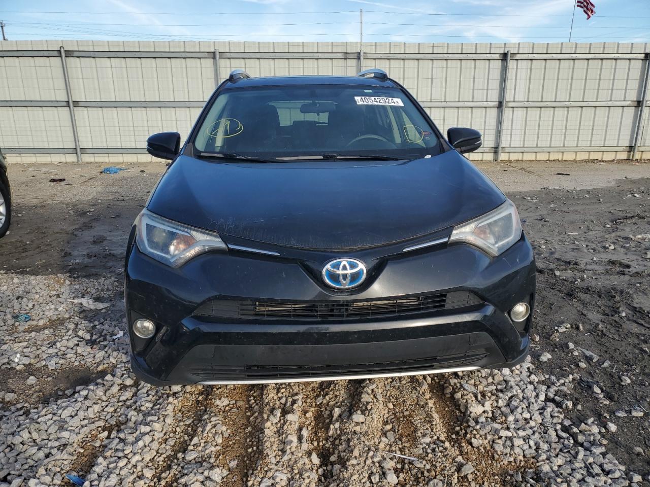 2016 Toyota Rav4 Hv Xle VIN: JTMRJREV3GD006066 Lot: 40542924