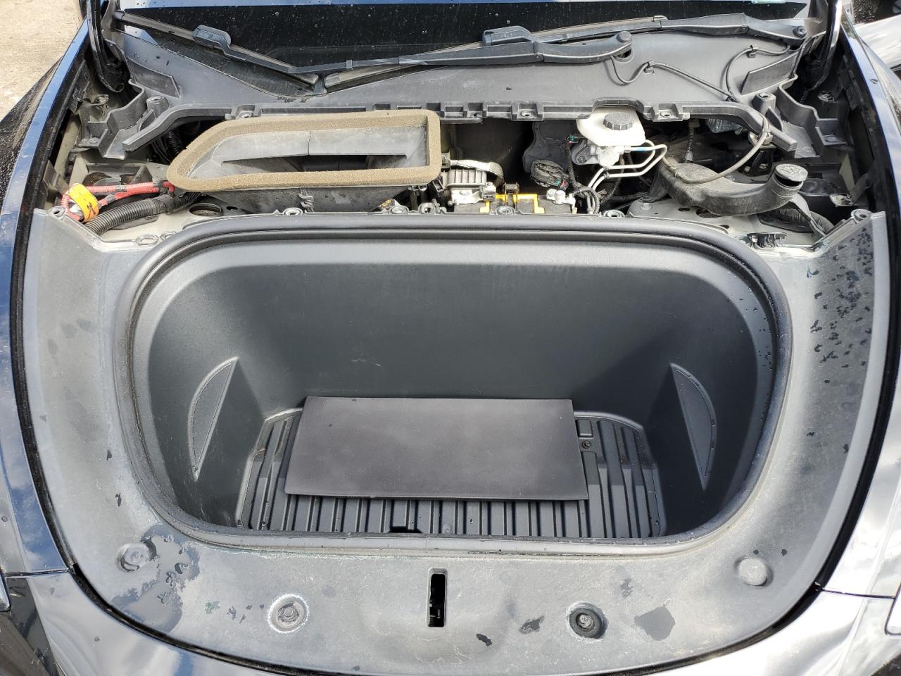 2020 Tesla Model Y VIN: 5YJYGDEF5LF049798 Lot: 54064085