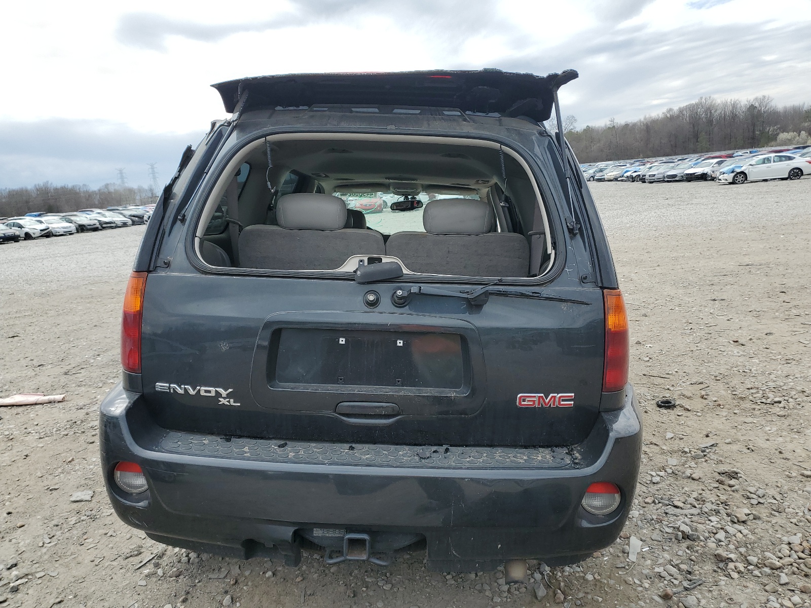 1GKES66MX66161690 2006 GMC Envoy Denali Xl