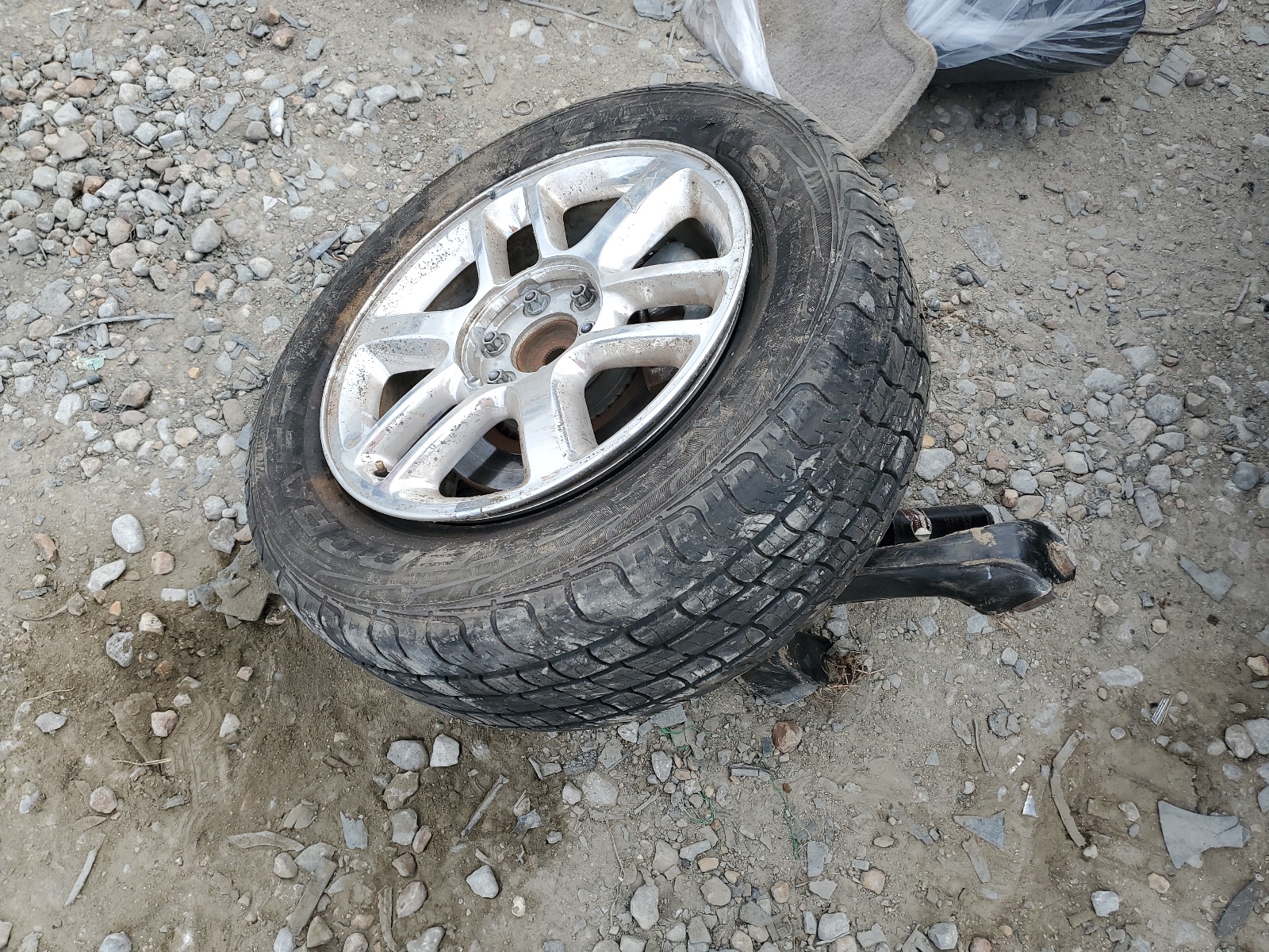 1GKES66MX66161690 2006 GMC Envoy Denali Xl