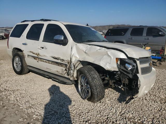 Паркетники CHEVROLET TAHOE 2013 Білий
