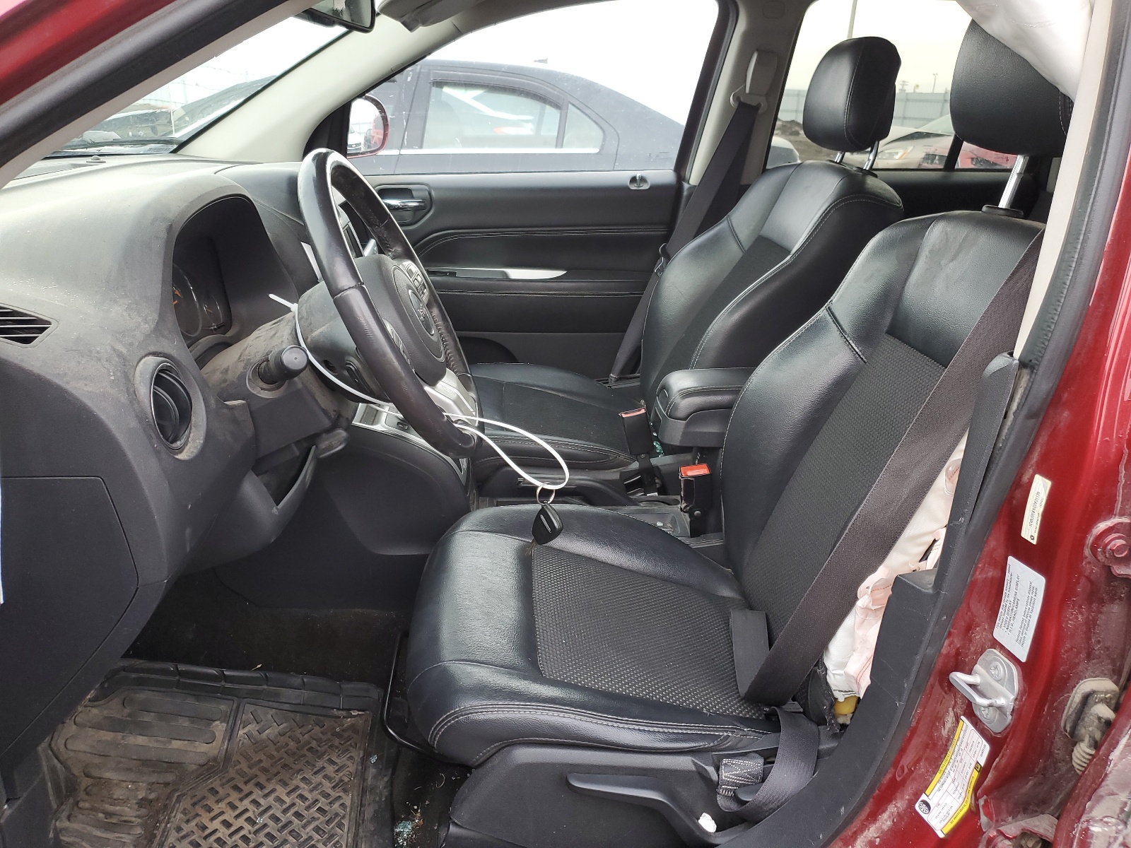 1C4NJDEBXGD631135 2016 Jeep Compass Latitude