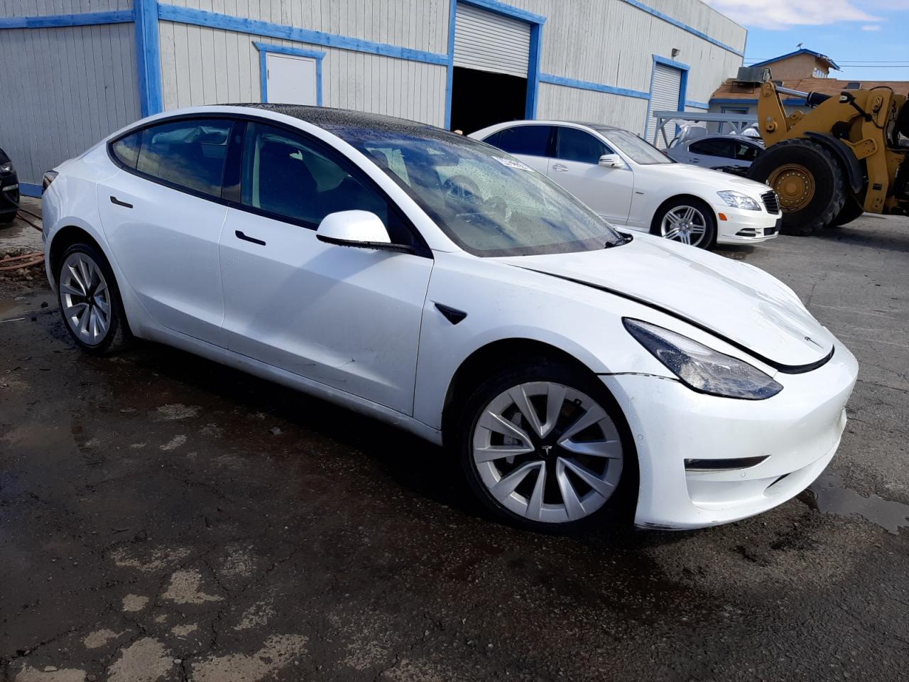 5YJ3E1EB6NF143946 2022 Tesla Model 3