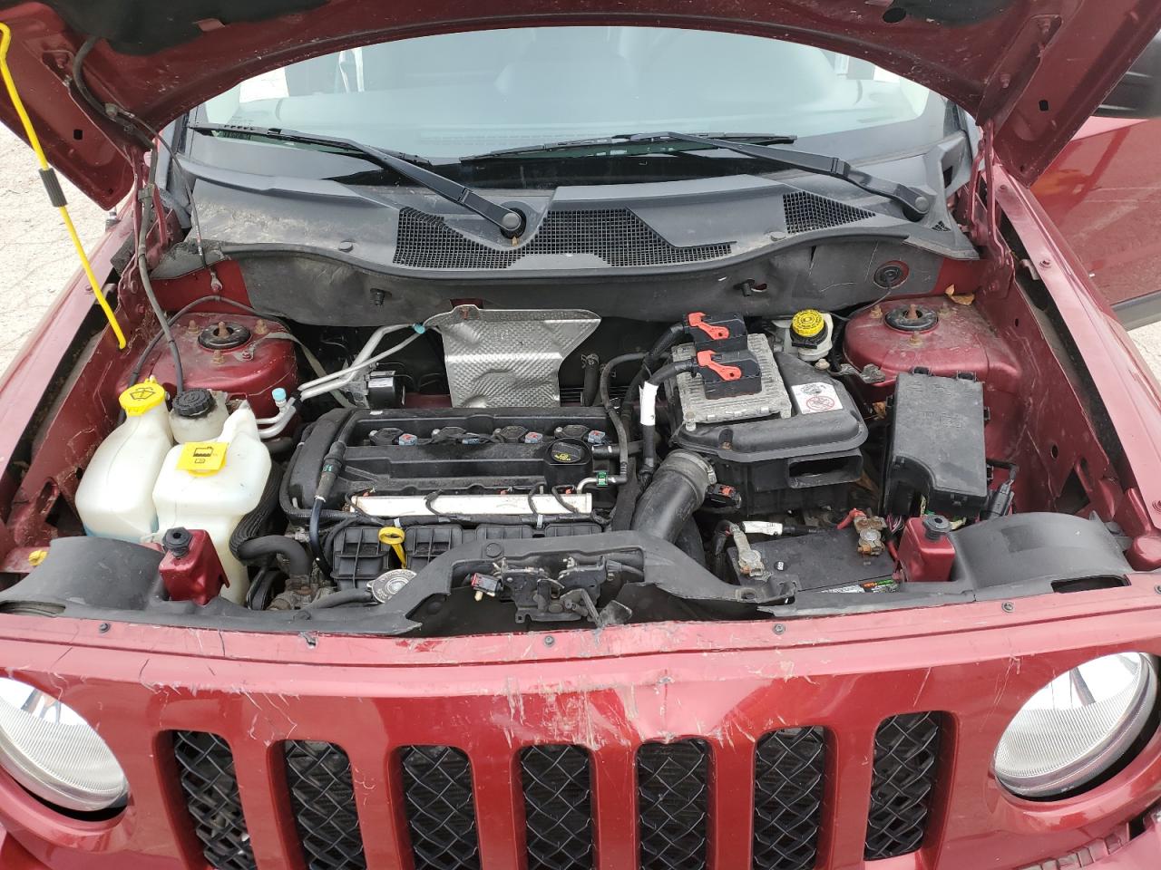 1C4NJPFA6FD389708 2015 Jeep Patriot Latitude