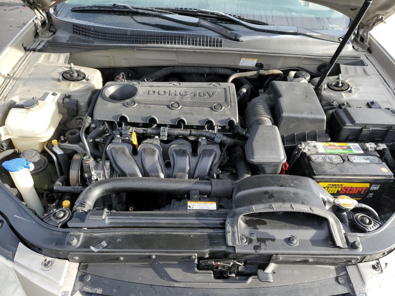2009 Hyundai Sonata - Image 11