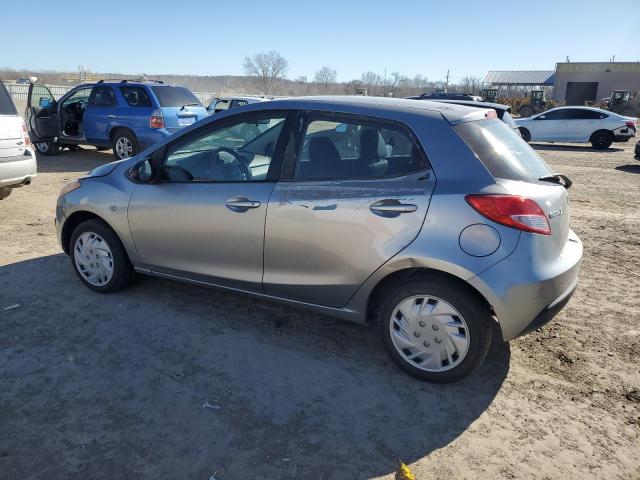 Хэтчбеки MAZDA 2 2013 Серебристый