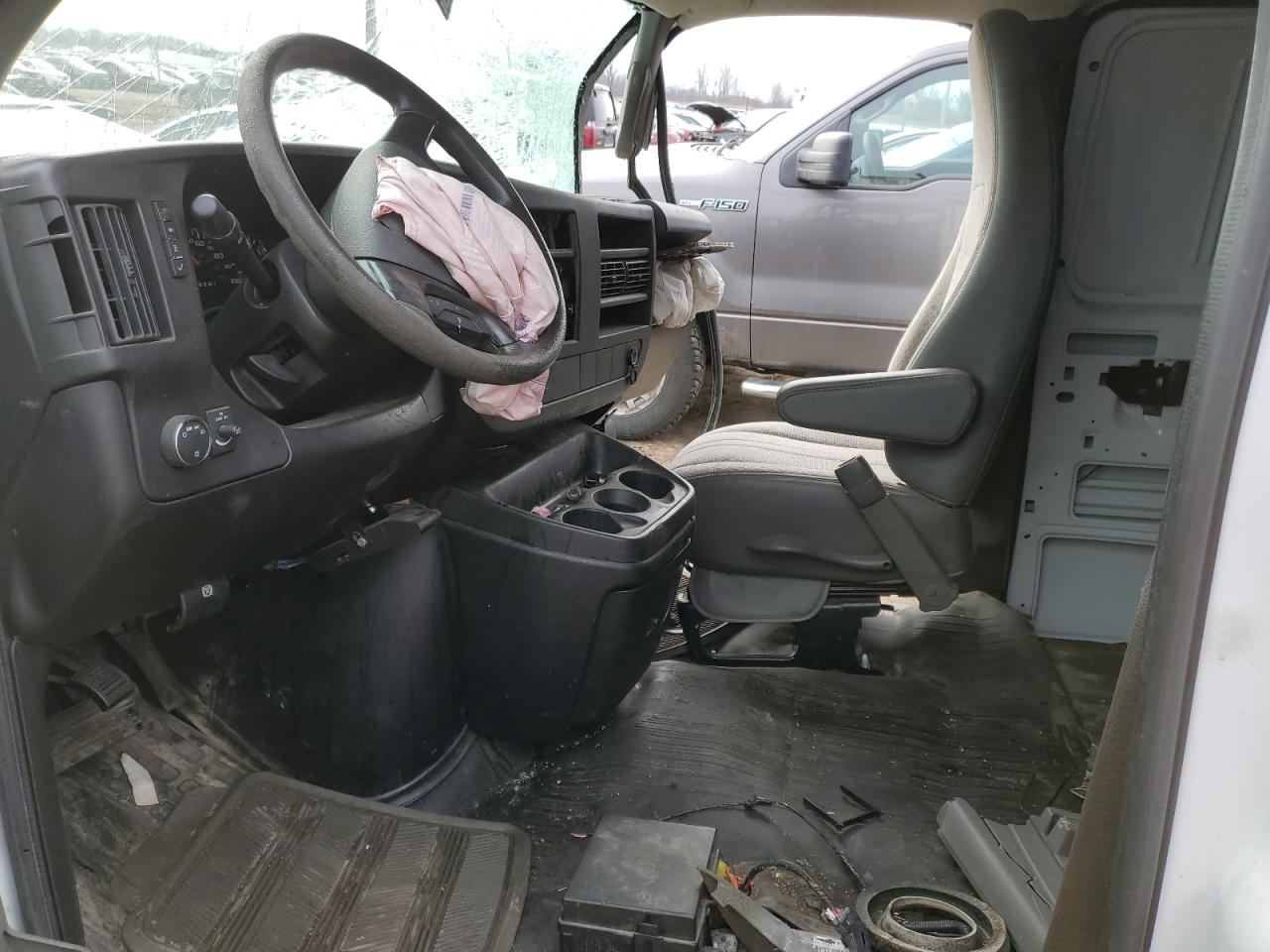 2013 Chevrolet Express G3500 VIN: 1GCZGUCG8D1153275 Lot: 44695844