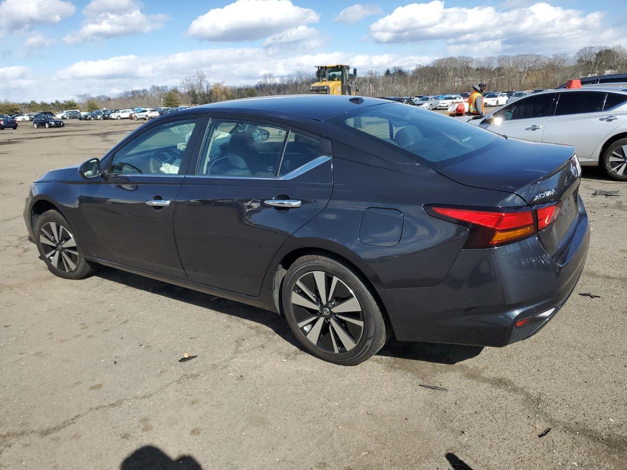 2021 Nissan Altima Sv VIN: 1N4BL4DV0MN388505 Lot: 44617404