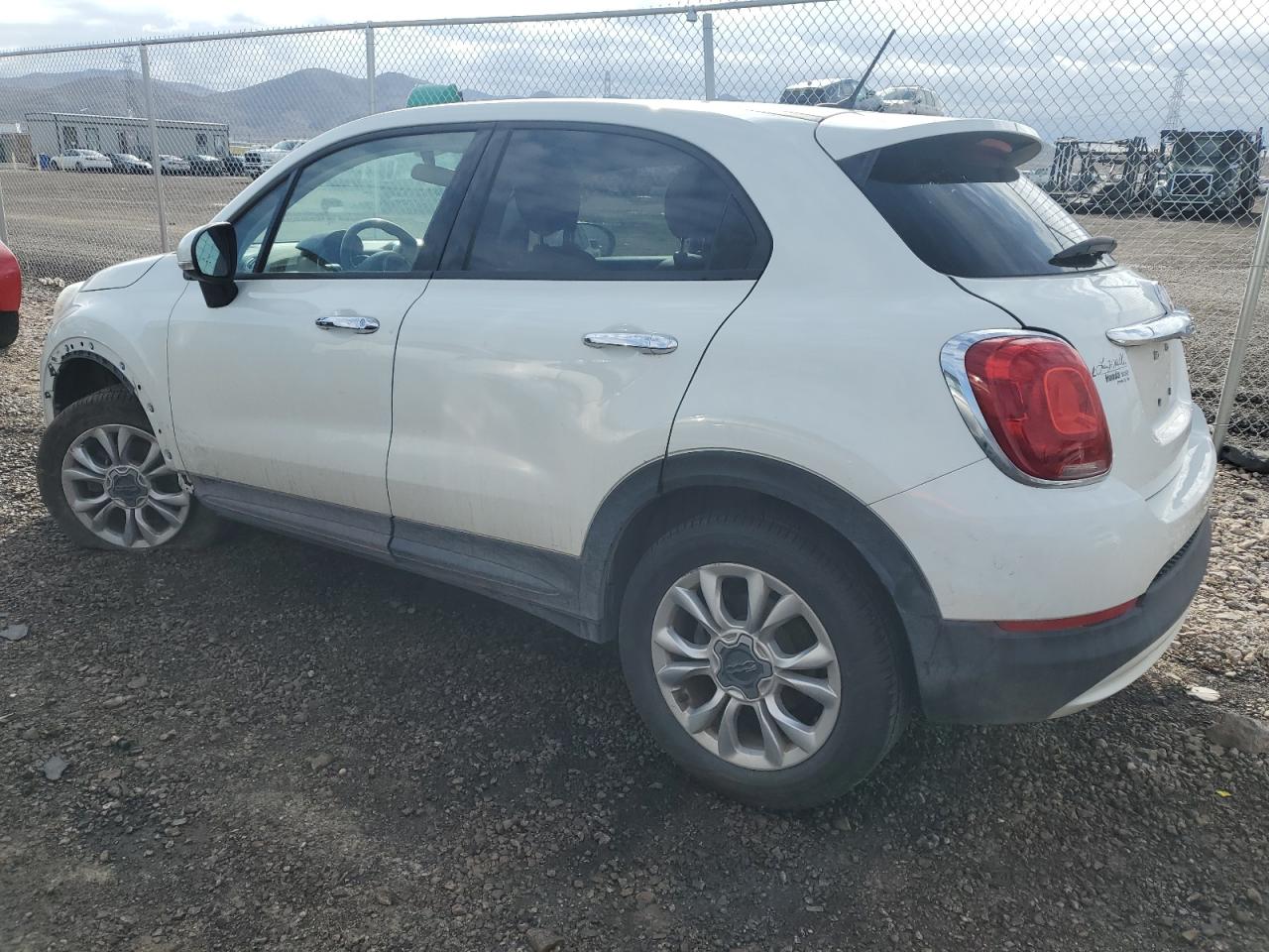 ZFBCFYBT0GP336720 2016 Fiat 500X Easy