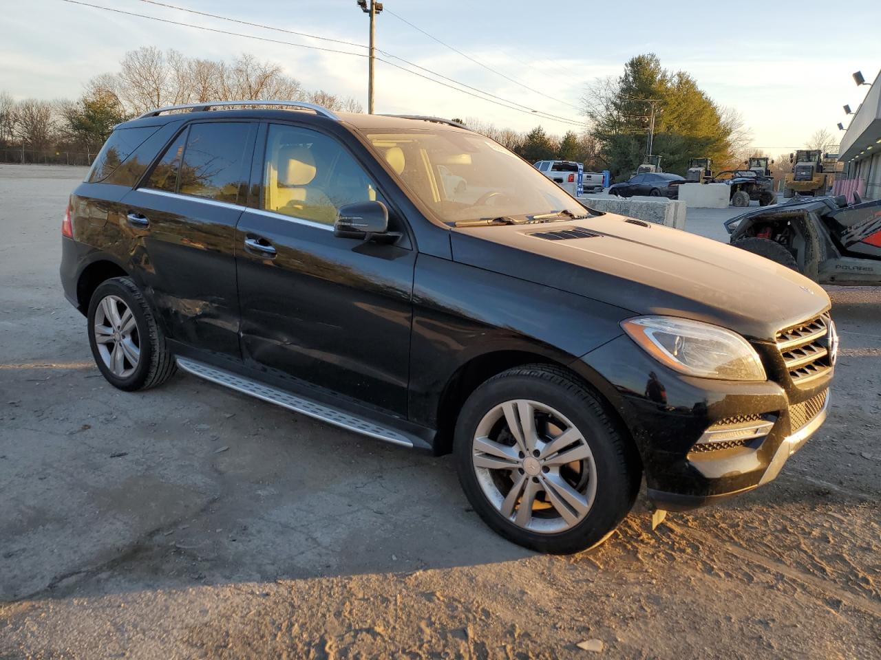 2015 Mercedes-Benz Ml 350 4Matic VIN: 4JGDA5HB7FA440734 Lot: 40915644